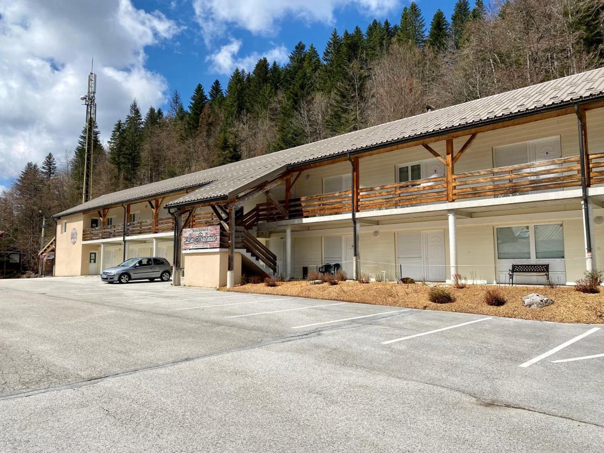 Appartement Ideal Pour Ete Et Hiver, Situe Au Pied Des Pistes De Ski Et Des Sentiers De Randonnee Premanon Luaran gambar